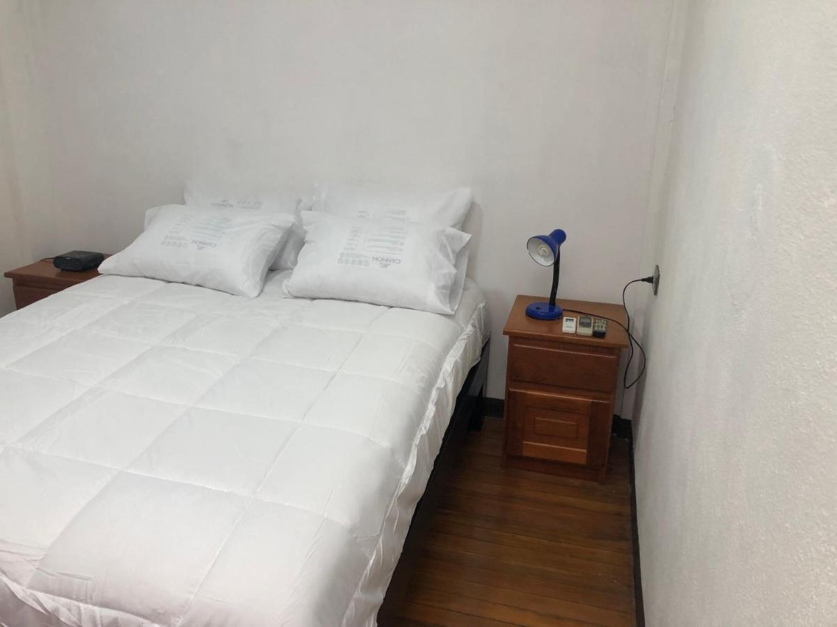 Pinky's Place Airport, Full Equipment. Apartment *